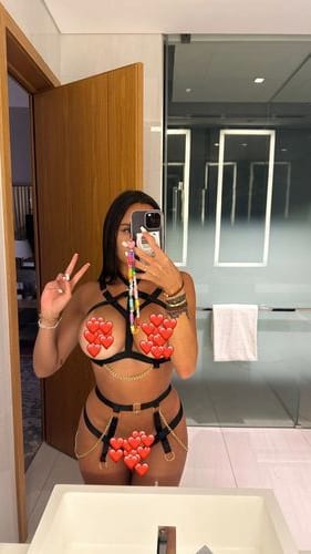 Astrid Nelsia OnlyFans grátis 1