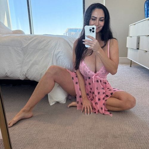 Ava Addams OnlyFans grátis 4
